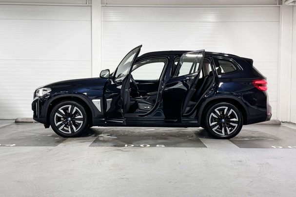 BMW iX3 80 kWh 210 kW image number 4