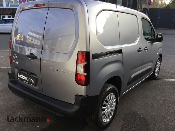 Toyota Proace City 81 kW image number 2