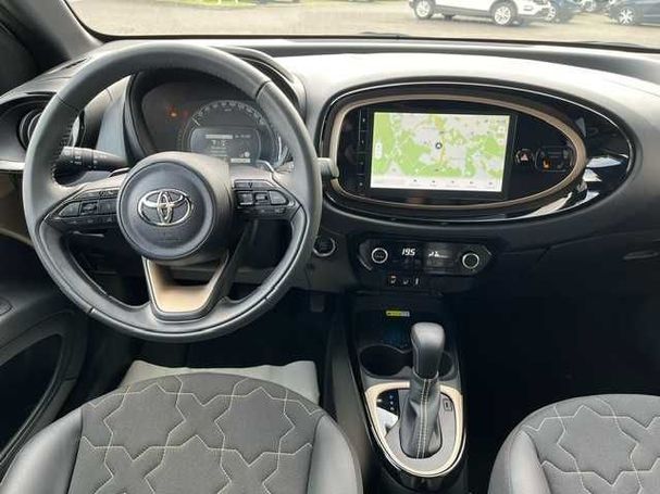 Toyota Aygo X 53 kW image number 13