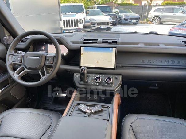 Land Rover Defender 110 P400e 297 kW image number 7