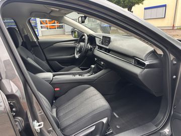 Car image 25