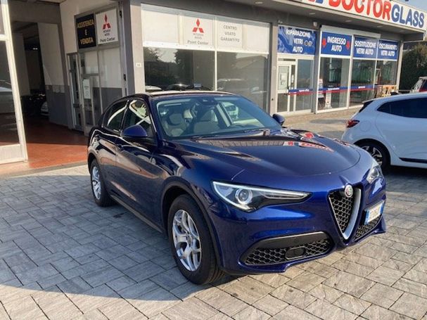 Alfa Romeo Stelvio 2.2 Q4 140 kW image number 2