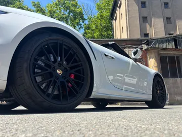 Car image 31