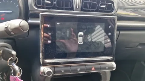 Car image 22