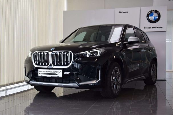 BMW iX1 xDrive30 200 kW image number 1