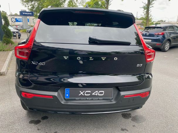 Volvo XC40 B3 Plus Dark 120 kW image number 14