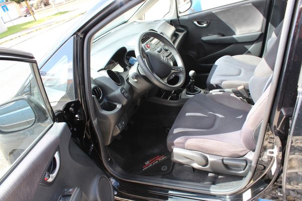 Honda Jazz 1.4 Elegance 73 kW image number 9