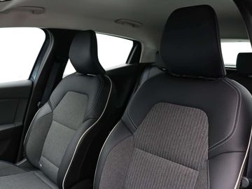 Car image 37