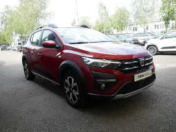Car image 2