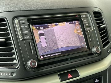 Car image 31