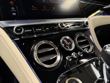 Car image 36