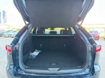 Car image 31