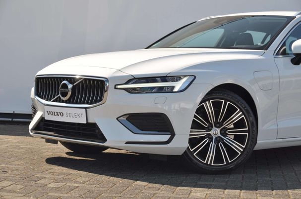 Volvo V60 T6 Recharge AWD 250 kW image number 1