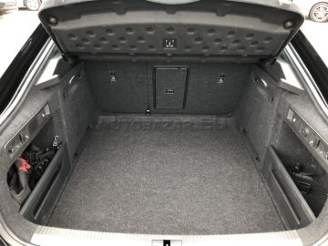 Car image 37