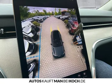 Car image 32