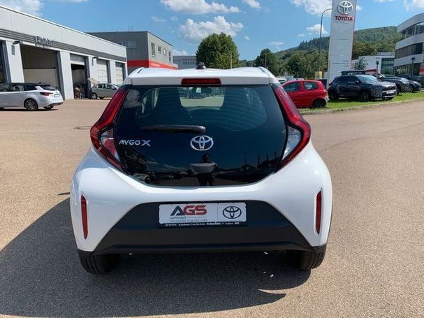 Toyota Aygo X 1.0 53 kW image number 6