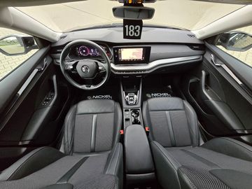 Car image 31