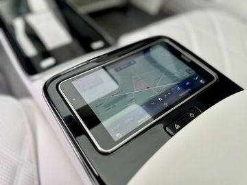 Car image 37