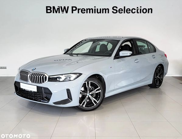 BMW 320i M Sport 135 kW image number 1