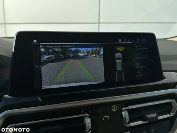 Car image 35
