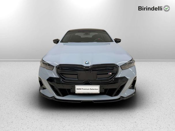 BMW i5 M60 442 kW image number 2