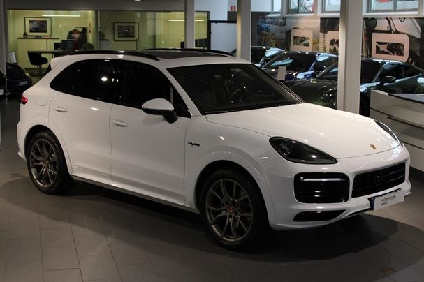 Porsche Cayenne E-Hybrid 344 kW image number 8