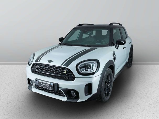 Mini Cooper SE Countryman Mini Yours ALL4 162 kW image number 1