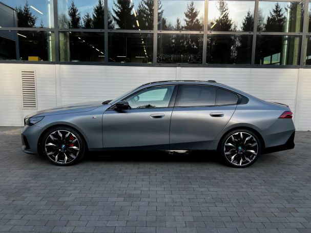 BMW i5 M60 xDrive 440 kW image number 5