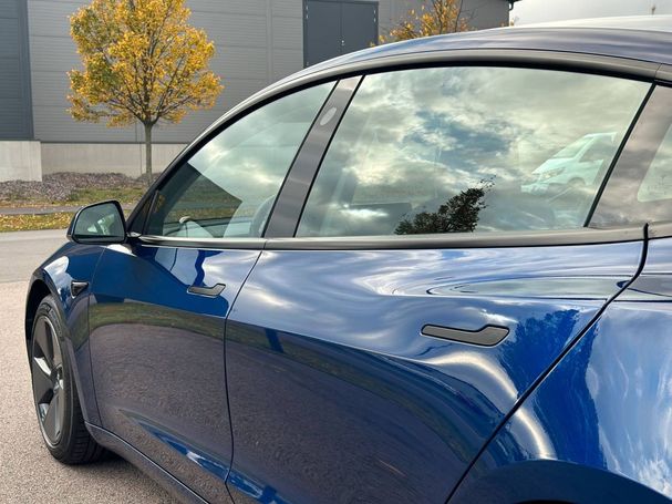 Tesla Model 3 208 kW image number 9