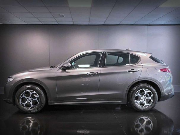 Alfa Romeo Stelvio 2.2 Diesel AT8 Business 118 kW image number 13