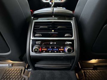 Car image 41