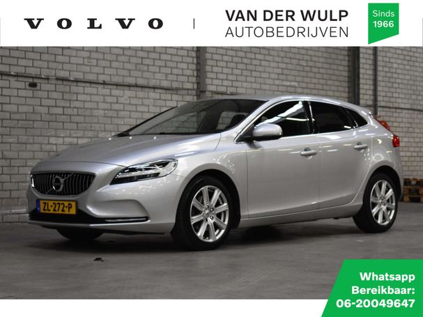 Volvo V40 T2 Inscription 90 kW image number 3