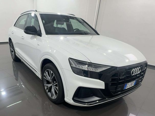 Audi Q8 50 TDI quattro S tronic S-line Sport 210 kW image number 2