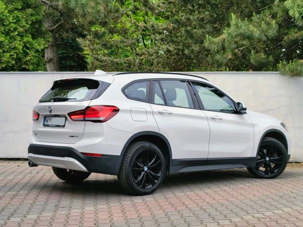 BMW X1 xDrive 103 kW image number 3