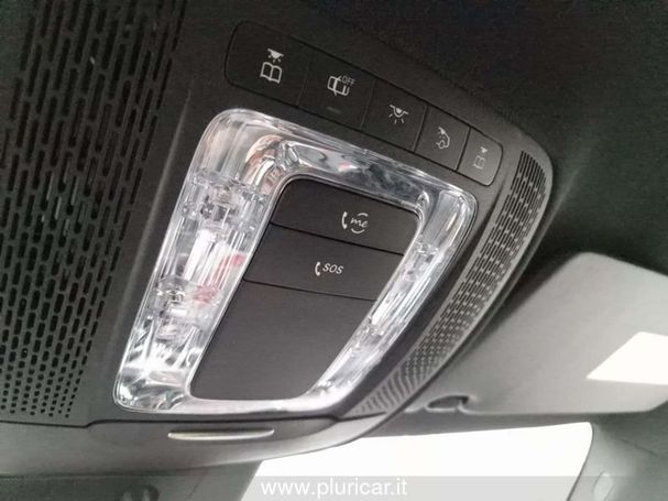 Mercedes-Benz A 180 100 kW image number 32