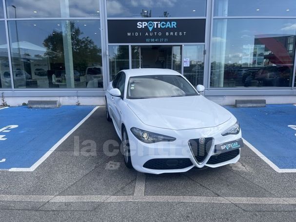 Alfa Romeo Giulia 2.2 Veloce 154 kW image number 3