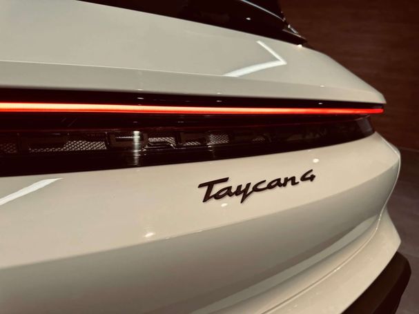 Porsche Taycan 4 350 kW image number 17