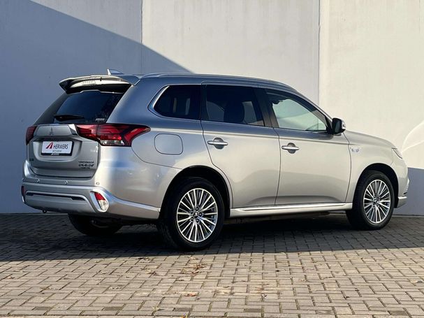 Mitsubishi Outlander 2.4 165 kW image number 2