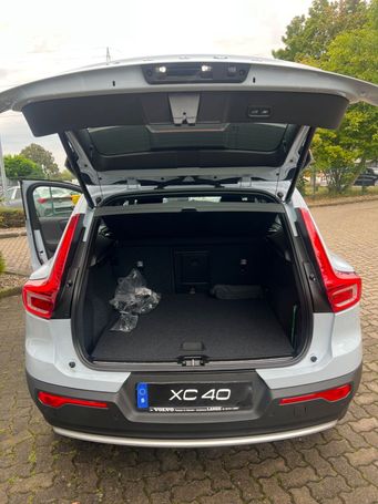 Volvo XC40 Recharge Plug-in Hybrid Plus Bright 155 kW image number 8