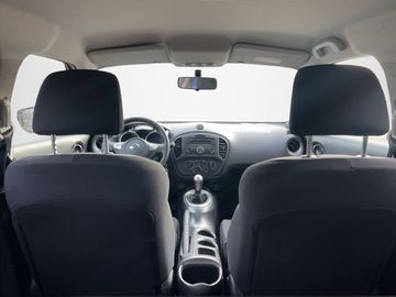 Car image 35