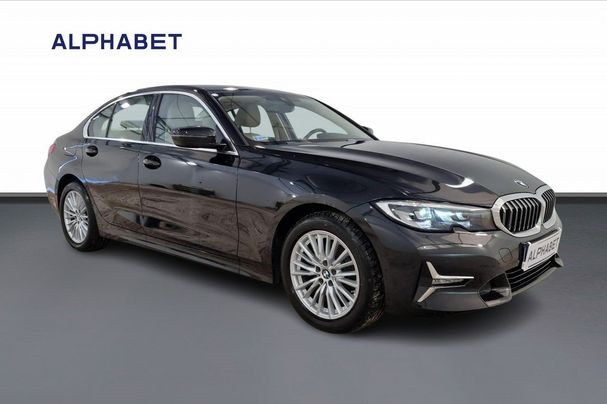 BMW 318d Luxury Line 110 kW image number 9