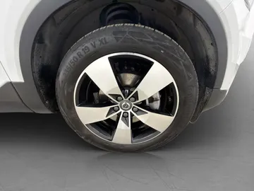 Car image 33
