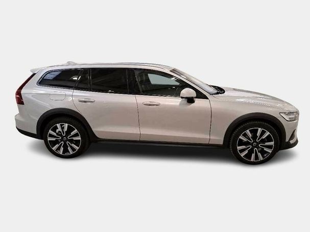 Volvo V60 Cross Country D4 AWD Geartronic 140 kW image number 1