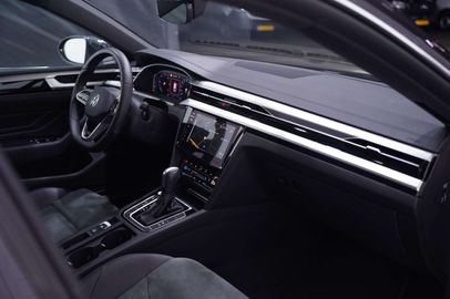 Car image 31