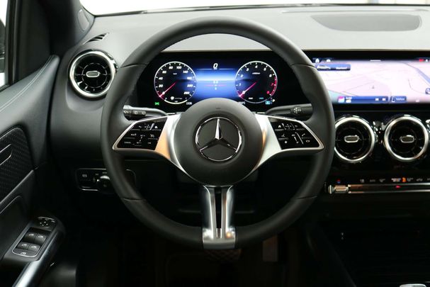 Mercedes-Benz B 180 100 kW image number 16