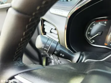 Car image 40
