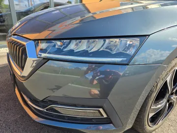 Car image 32