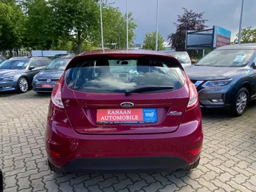Car image 21