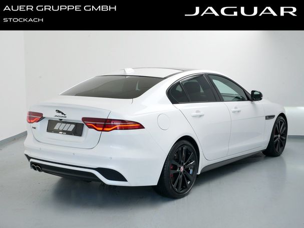 Jaguar XE D200 R-Dynamic Black 150 kW image number 3