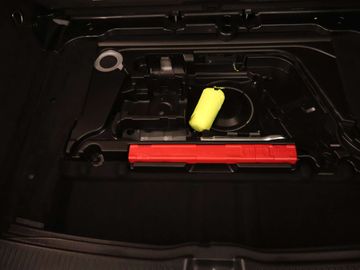 Car image 37